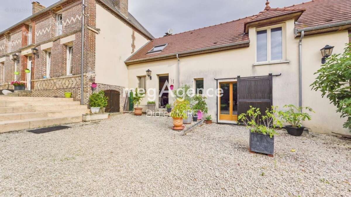Maison à BERCENAY-EN-OTHE