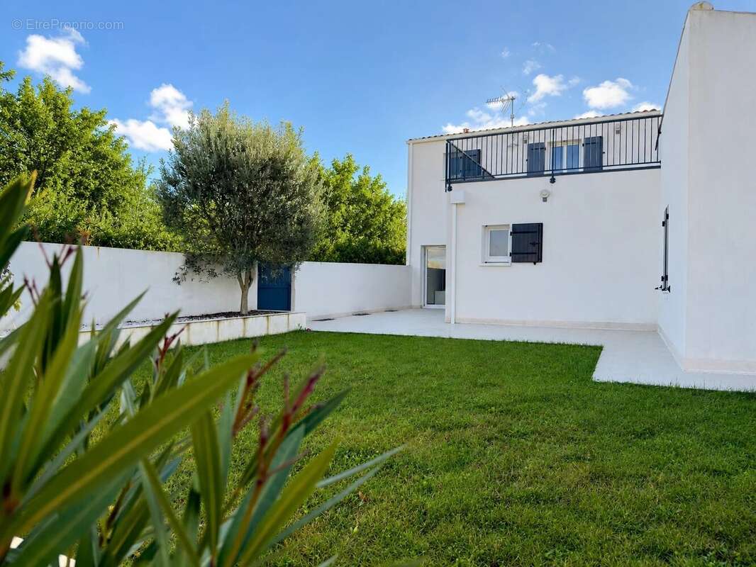Maison moderne avec terrasse et garage traversant aux portes de La Rochelle - photo 5