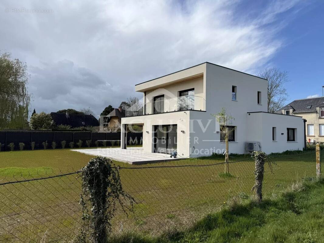 Maison à TROUVILLE-SUR-MER
