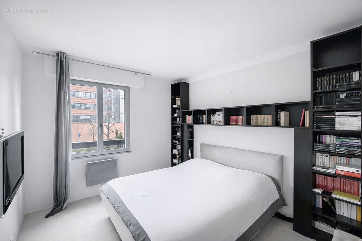 Appartement à SURESNES