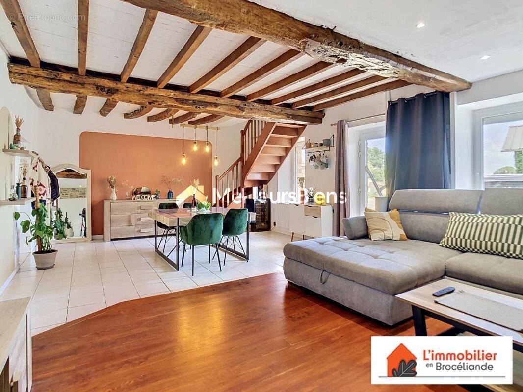 Maison à MAURE-DE-BRETAGNE