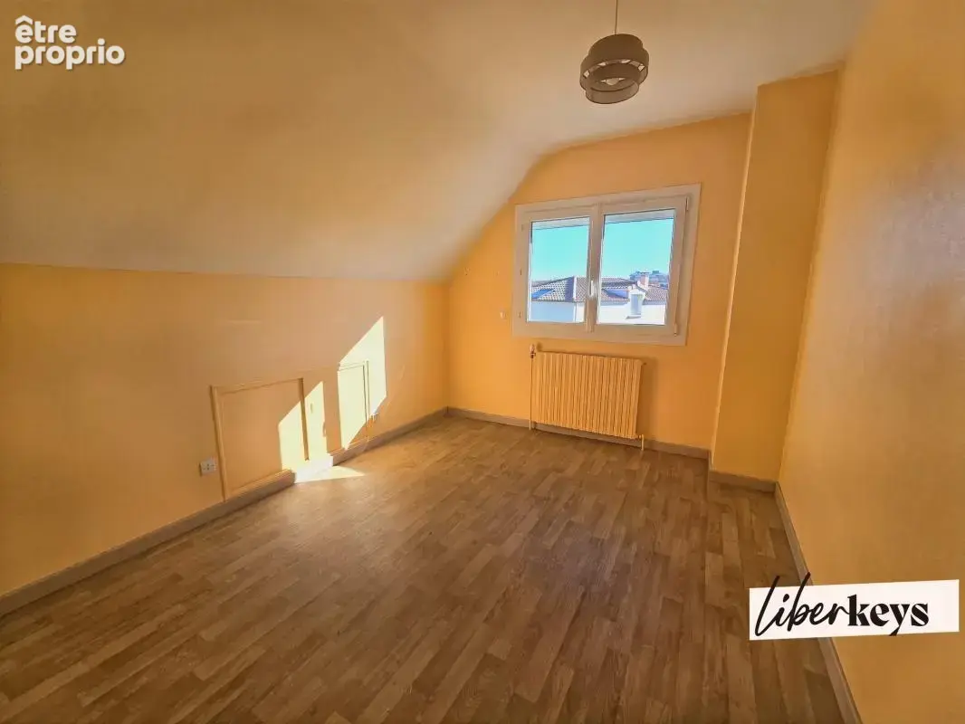 Maison - 109m2 - 5 pièces - Sainte Luce sur Loire - photo 6