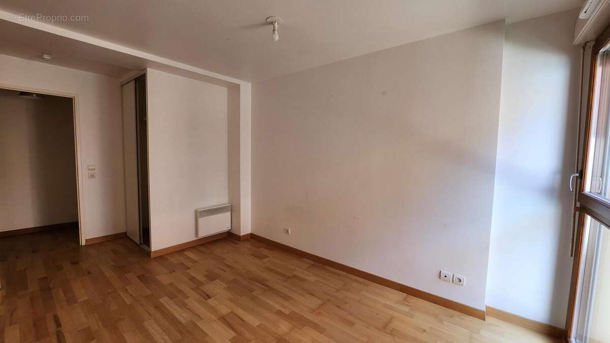 Appartement à ARPAJON
