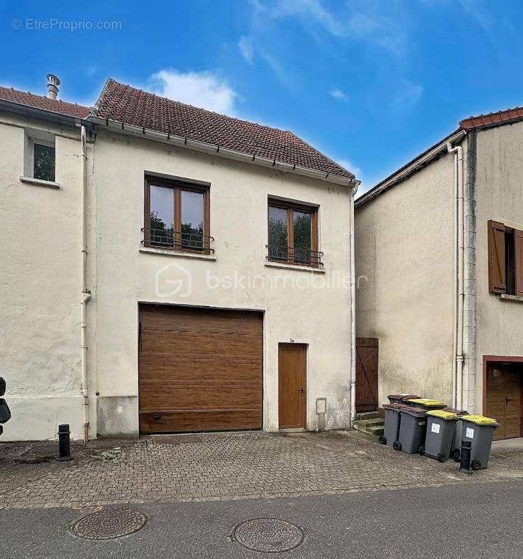 Maison à CHAMPLAN