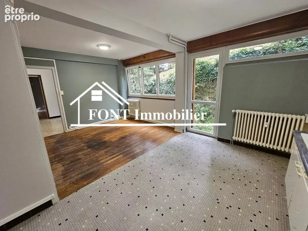 Saint-chamond, centre ville,  appartement type 2 - photo 2