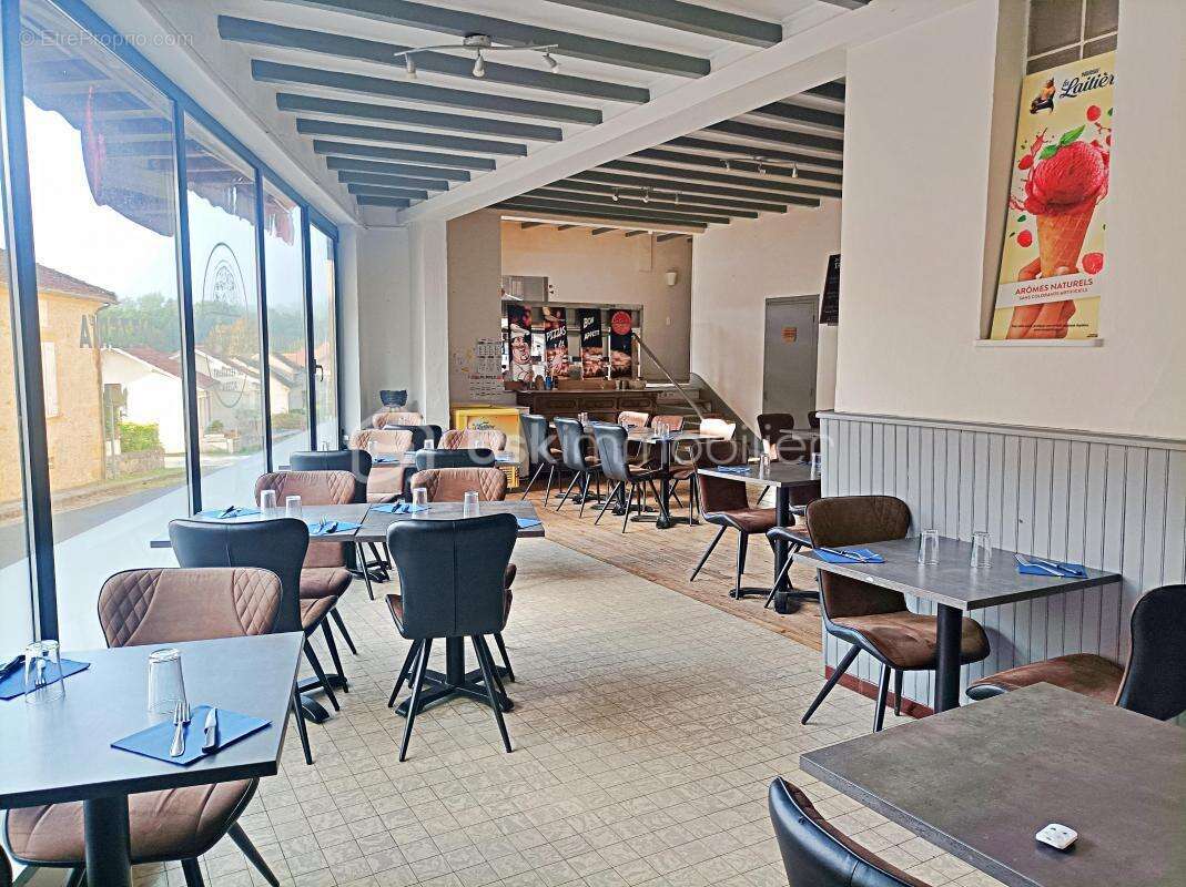 Appartement à CAZALS