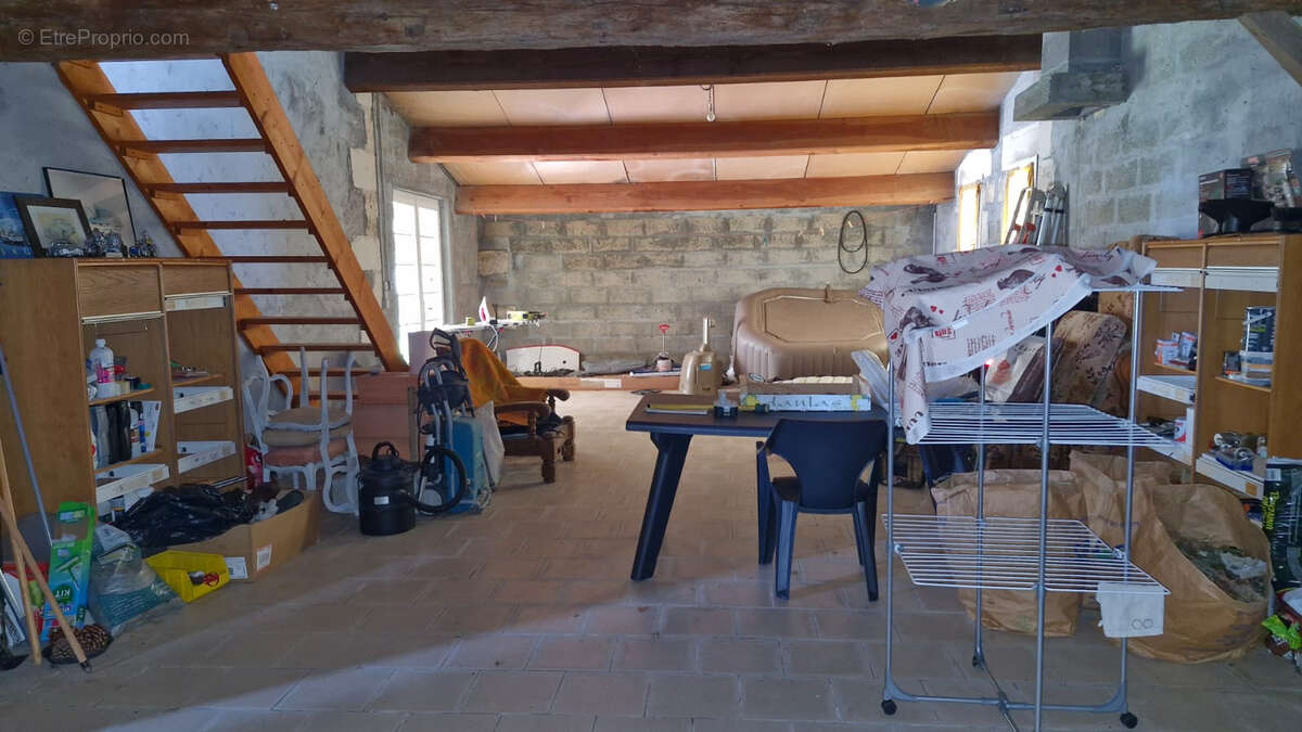 Maison à CHENAC-SAINT-SEURIN-D&#039;UZET