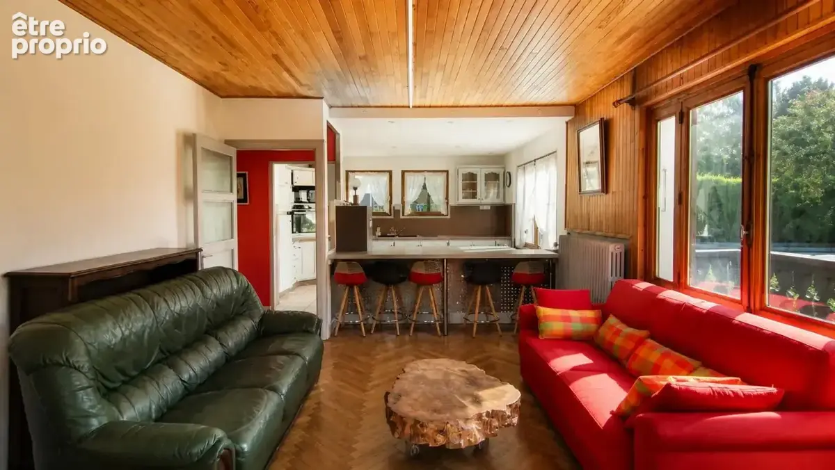 Maison de 10 pièces de 125 m² à Saint-Julien-Mont-Denis - photo 7