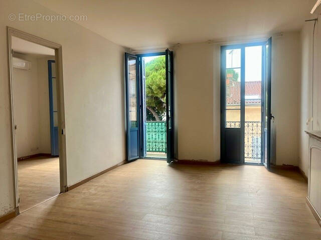 Appartement à VALLAURIS