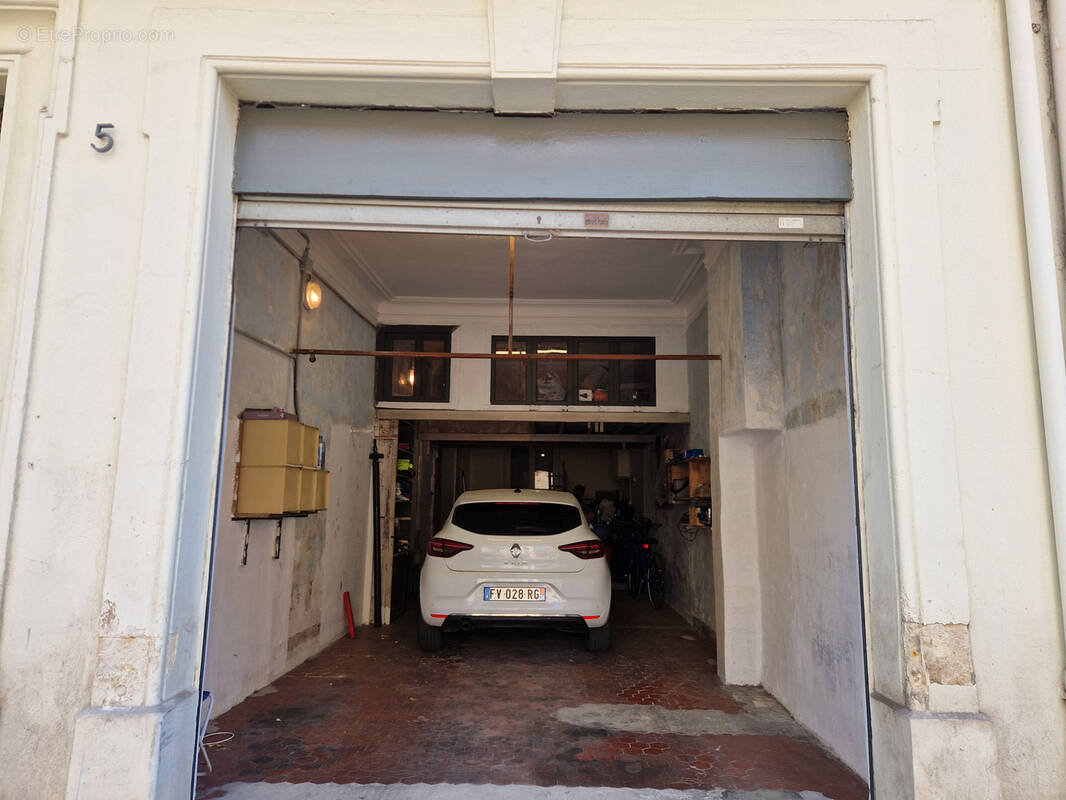 Parking à BEZIERS
