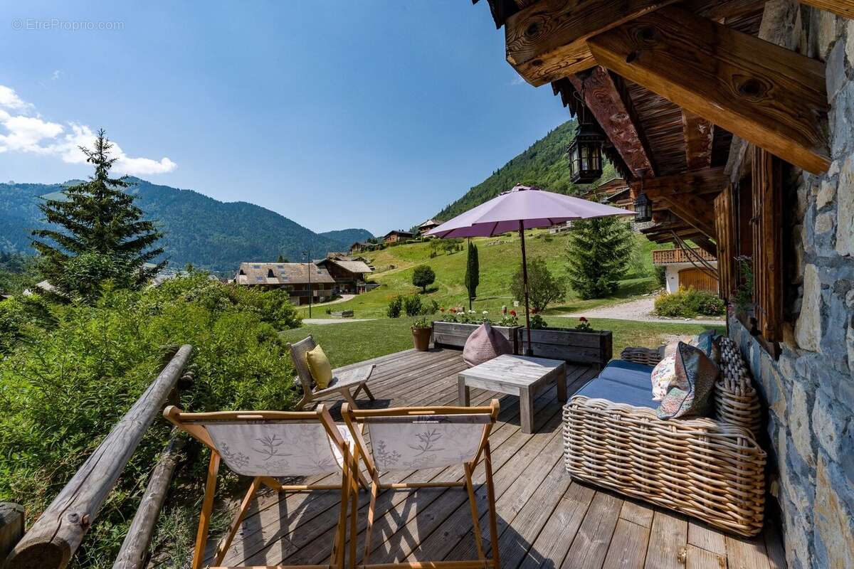 MONTRIOND : chalet de 5 chambres - photo 2