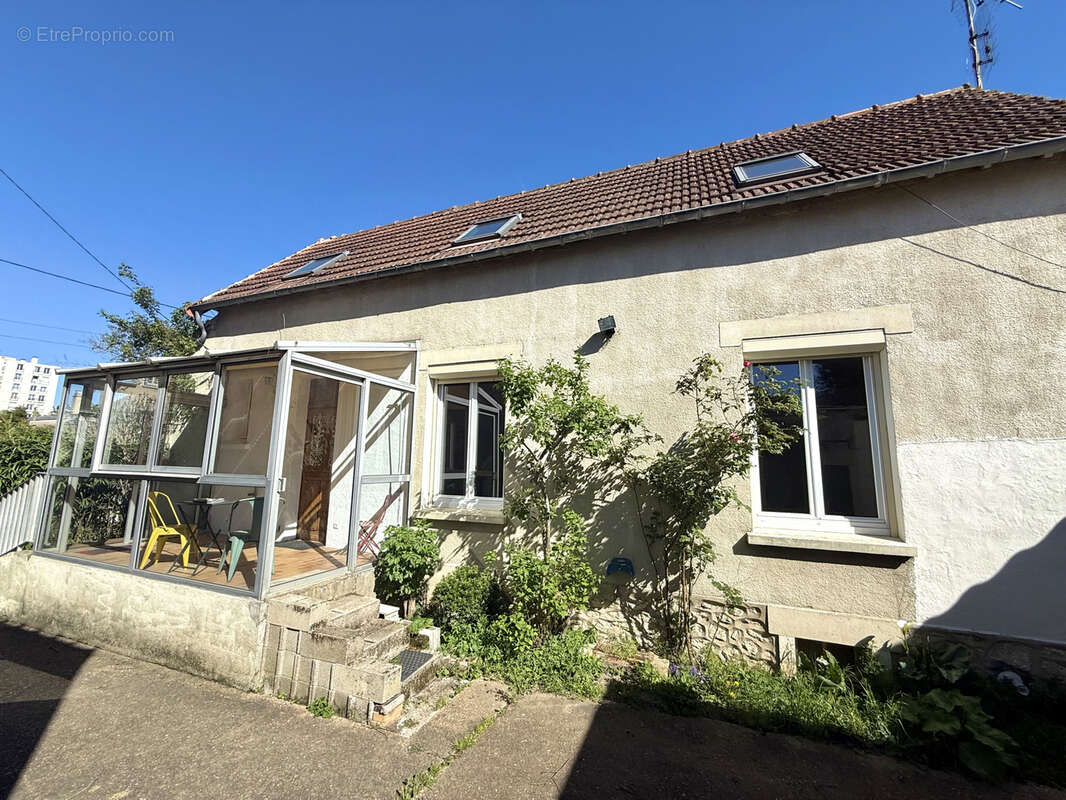 Maison à LUCE