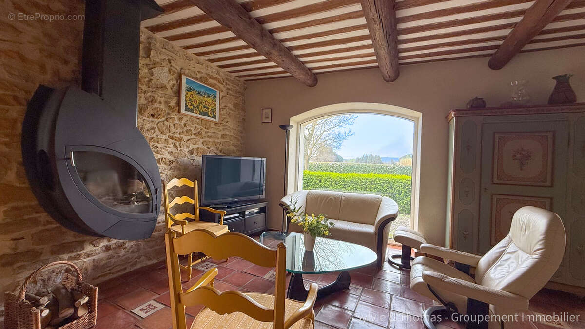 Maison à CADEROUSSE