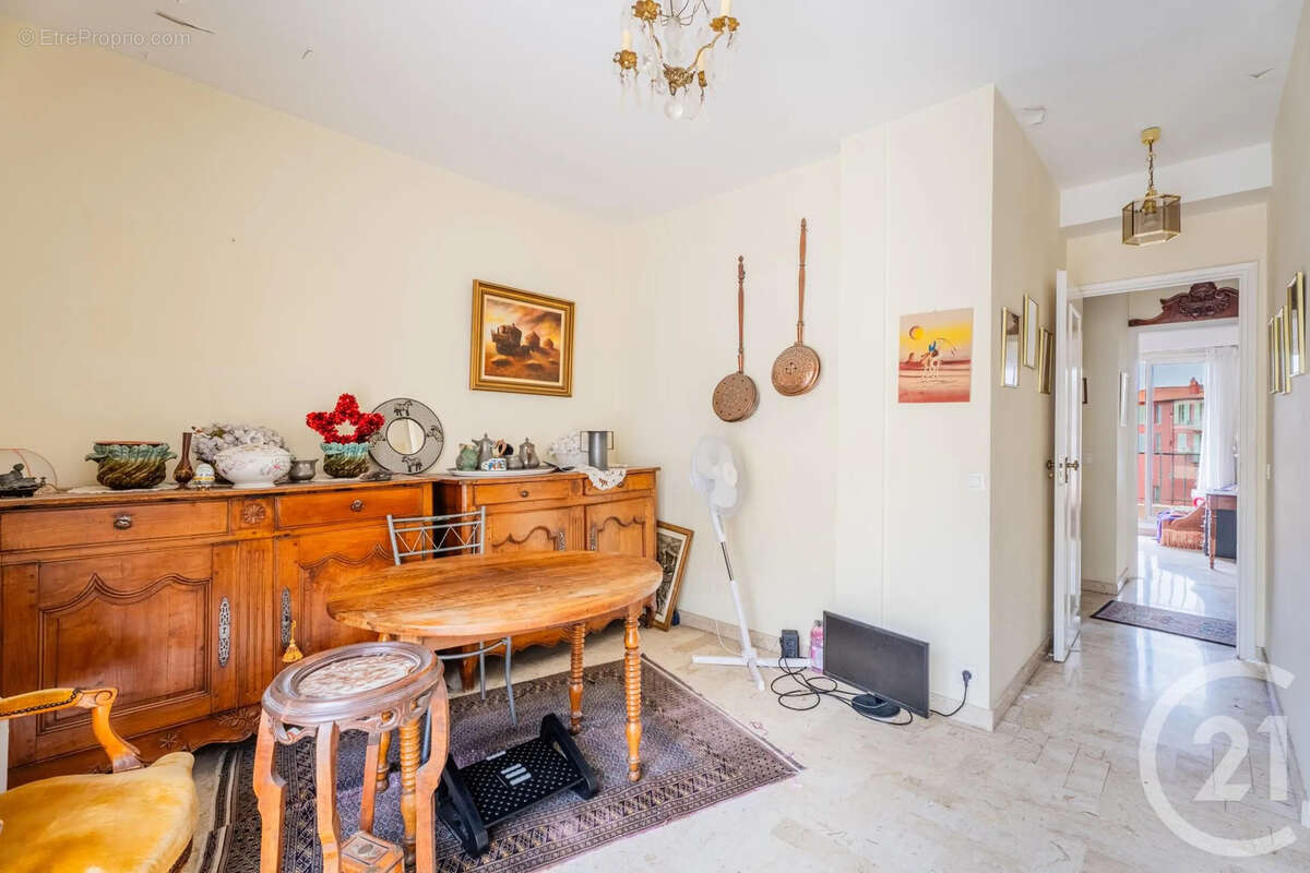 Appartement 90 m² à Beaulieu-Sur-Mer  - photo 8