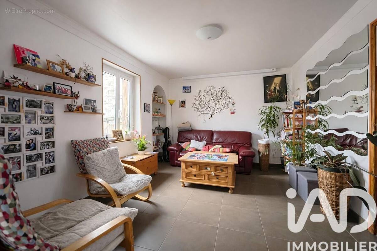 Photo 1 - Maison à CORBEIL-ESSONNES