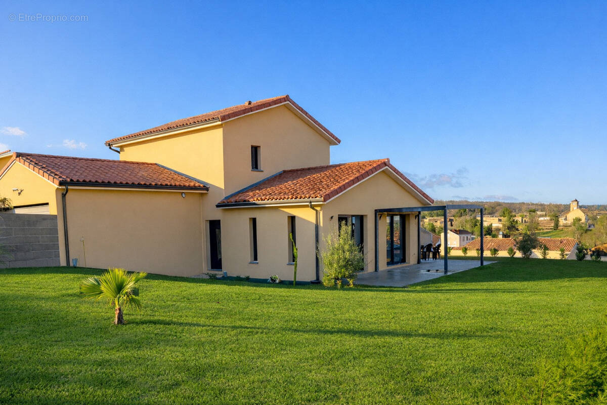 Maison à HURIGNY