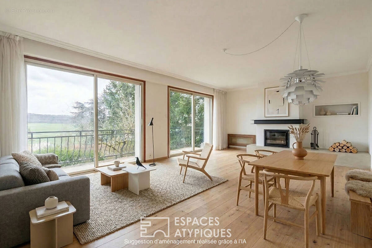 Maison à LAY-SAINT-CHRISTOPHE