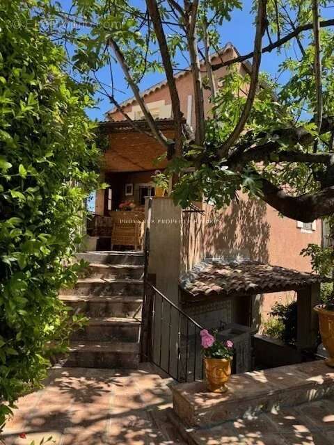 Maison à LORGUES
