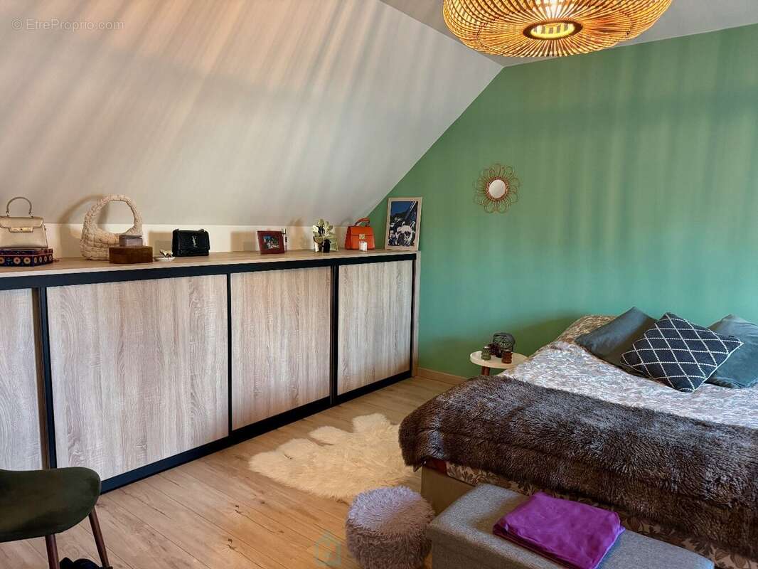 Maison à MOUSSEAUX-SUR-SEINE