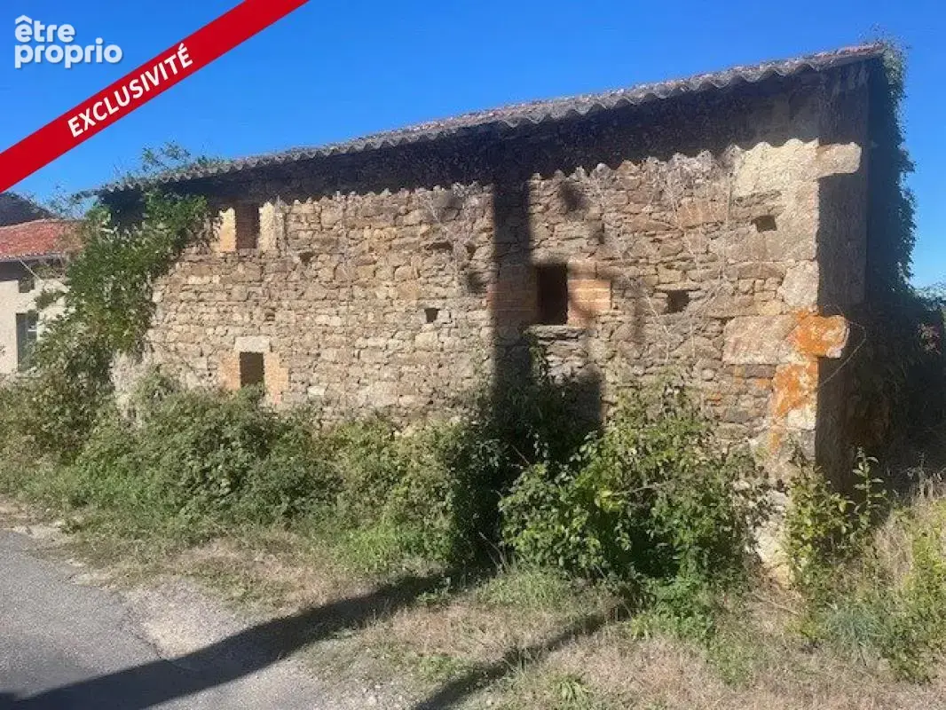 Ensemble immobilier a renover – maison, granges et 8 520 m² de terrain- 87210 le dorat - photo 4