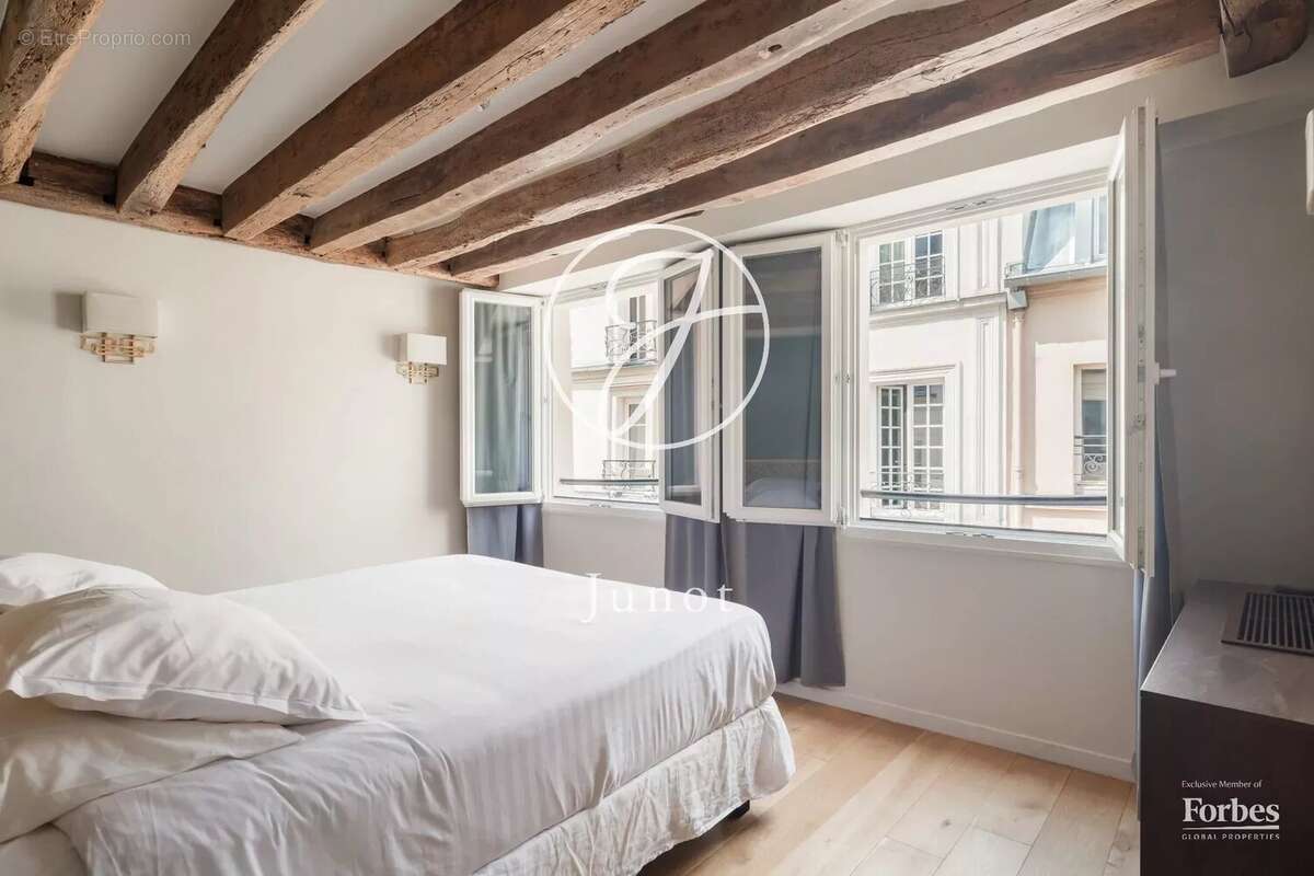 Appartement à PARIS-6E