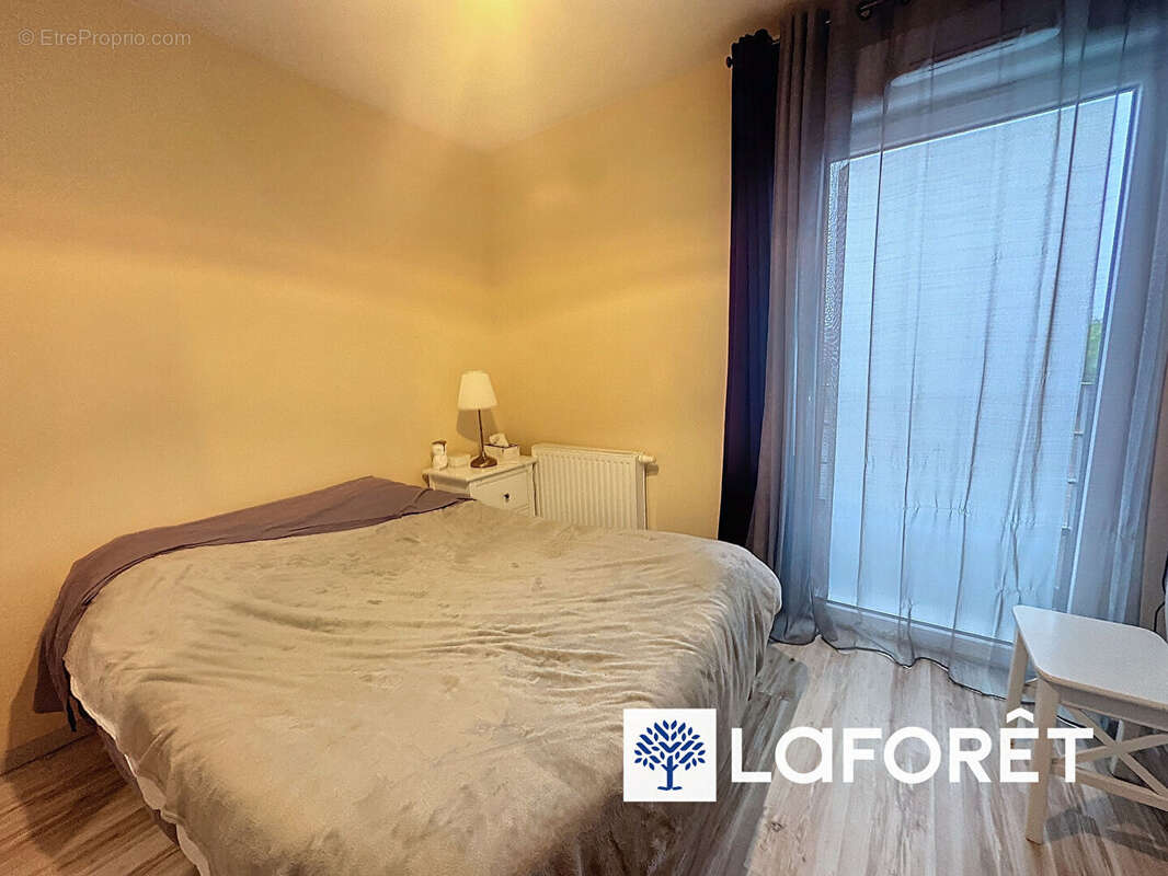 Appartement à L&#039;ISLE-D&#039;ABEAU