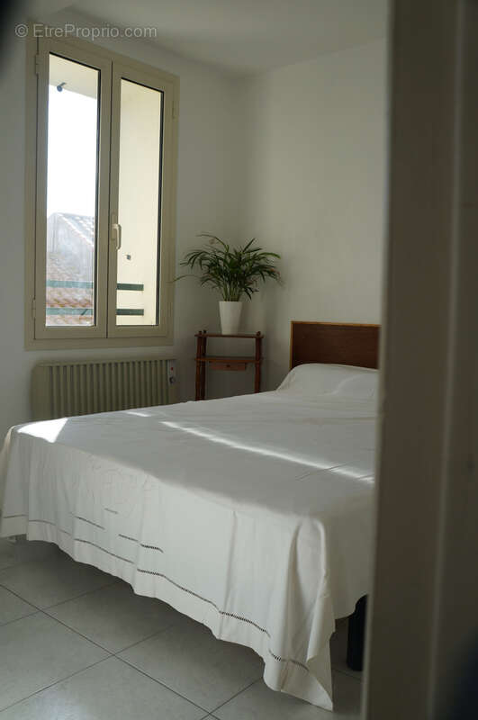 Appartement à PUISSALICON