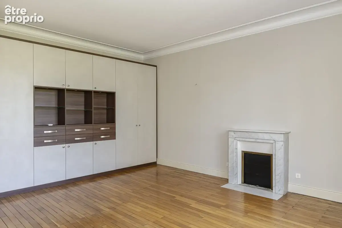 ORLEANS SUD-SAINT MARCEAU- Maison bourgeoise et familiale sur parc arboré. - photo 11