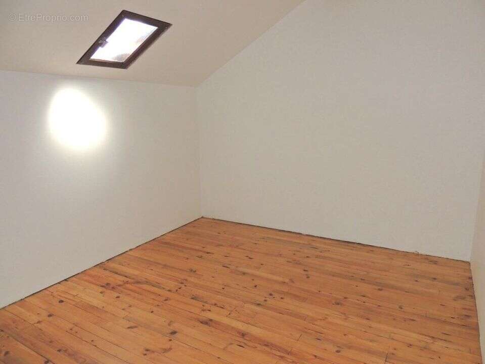 Maison à ROMANS-SUR-ISERE