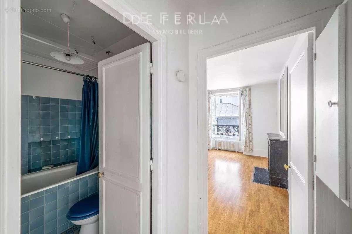 Appartement à PARIS-7E