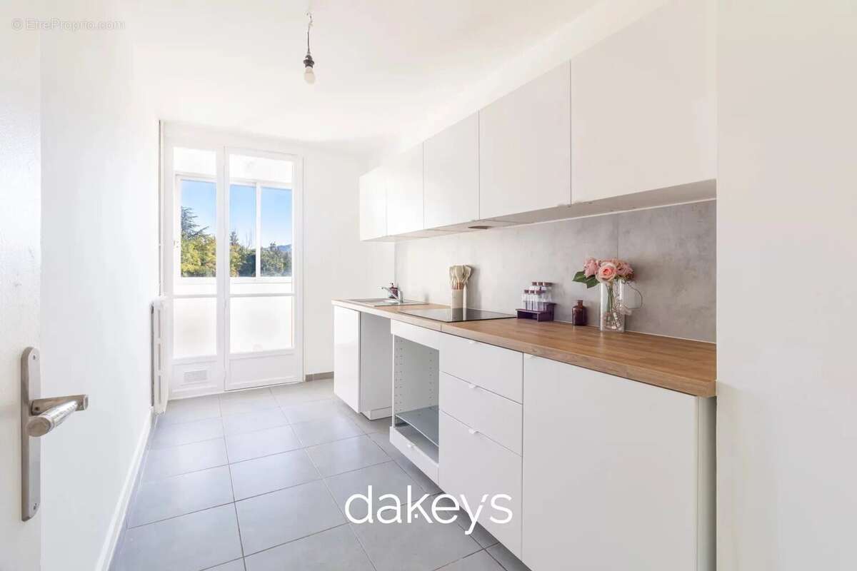 Appartement à MARSEILLE-12E