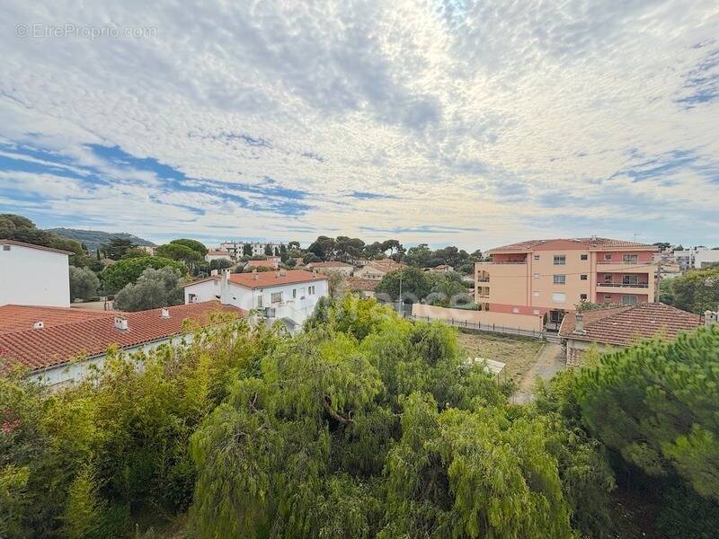 Appartement à LE CANNET