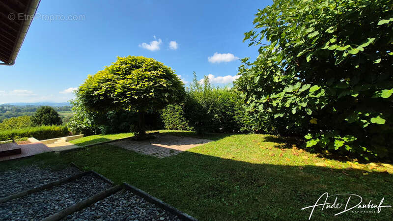 Maison à HAUTEVILLE-SUR-FIER