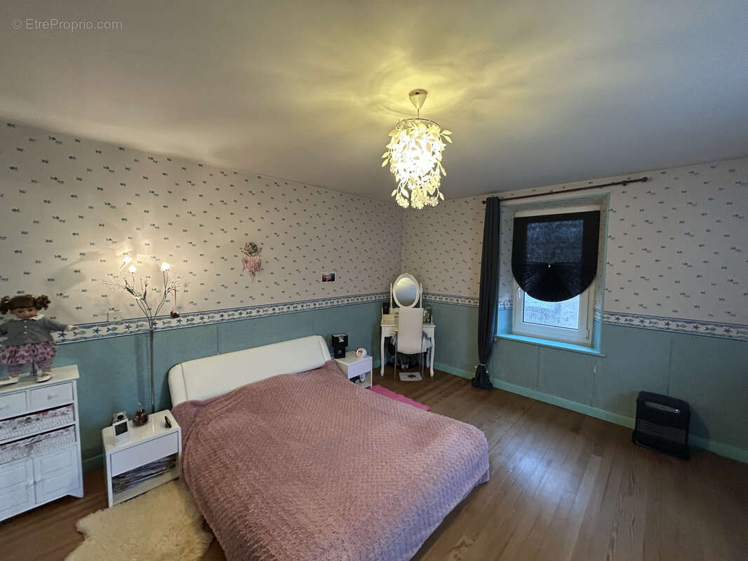 Maison à SAINT-LOUP-SUR-SEMOUSE