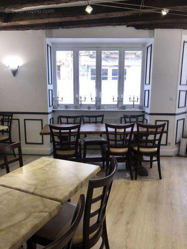 Appartement à SAINT-YRIEIX-LA-PERCHE