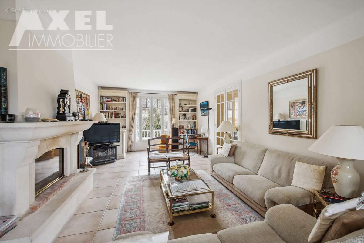 Maison à BOIS-D'ARCY