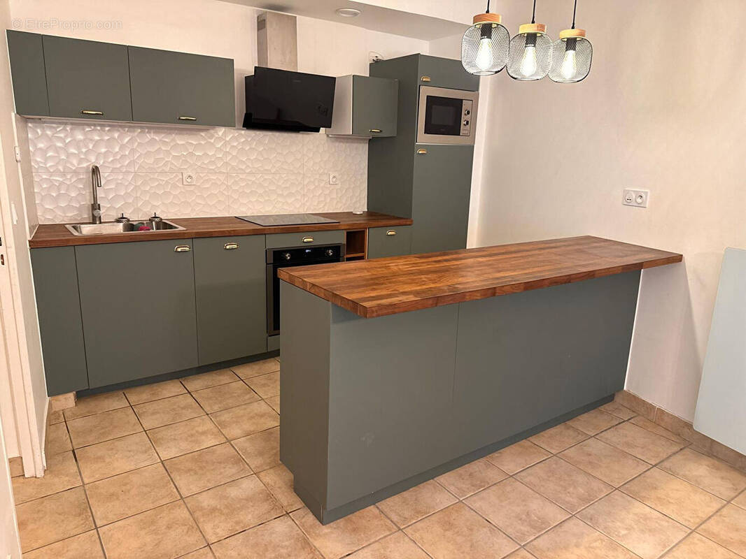 Appartement à MARSEILLE-8E