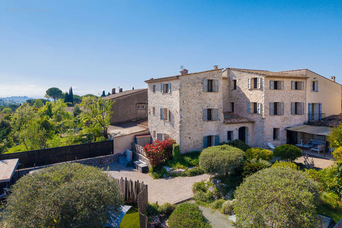 Maison à LA COLLE-SUR-LOUP