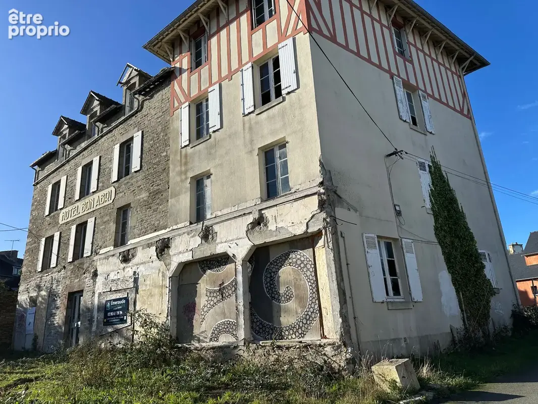 Saint cast le guildo vue sur mer ancien hotel a renover - photo 4