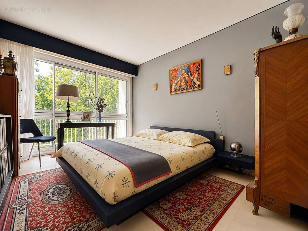 Appartement à VERRIERES-LE-BUISSON
