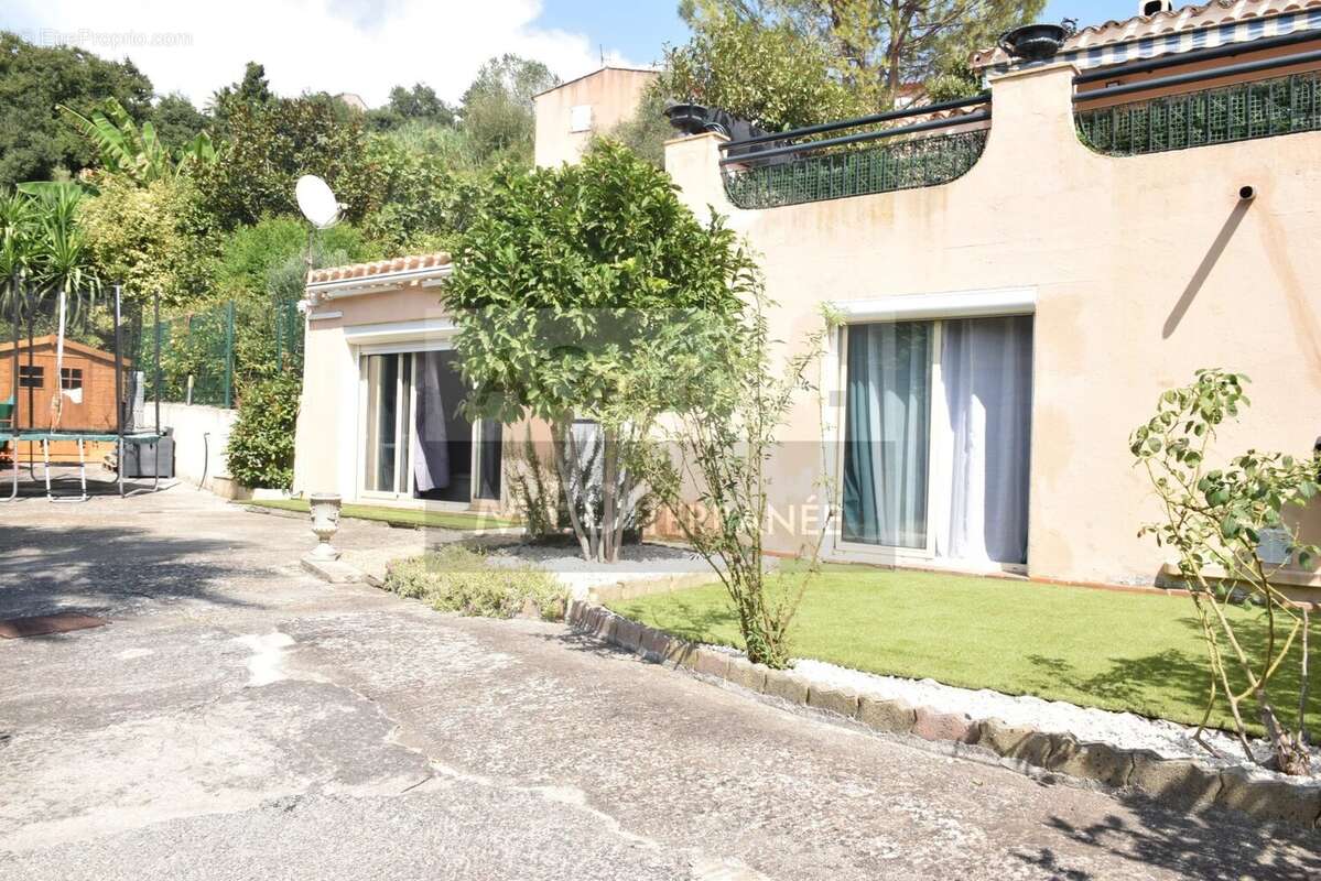 Maison à BIOT