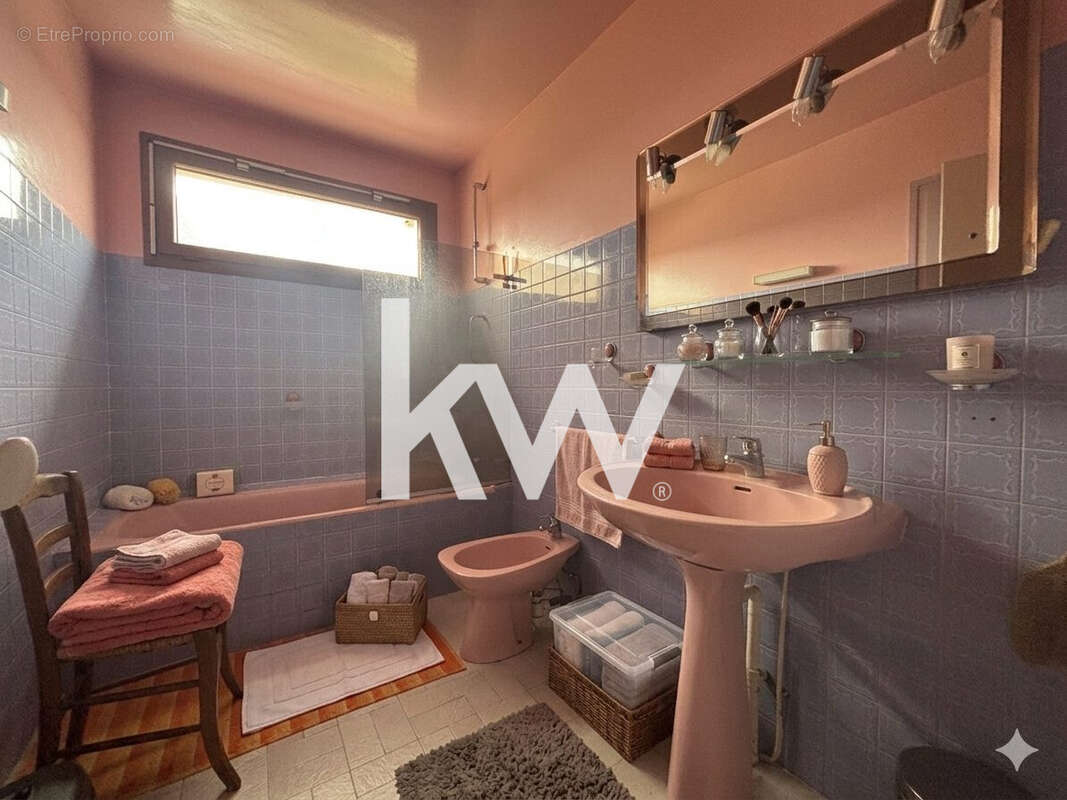 Maison à ROCHE-LA-MOLIERE