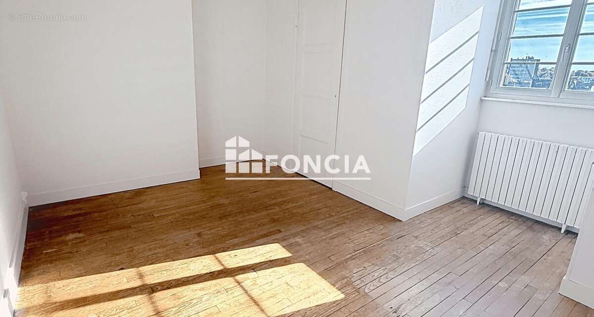 À vendre – Bel appartement de 90 m² en plein cœur de Flers - photo 3