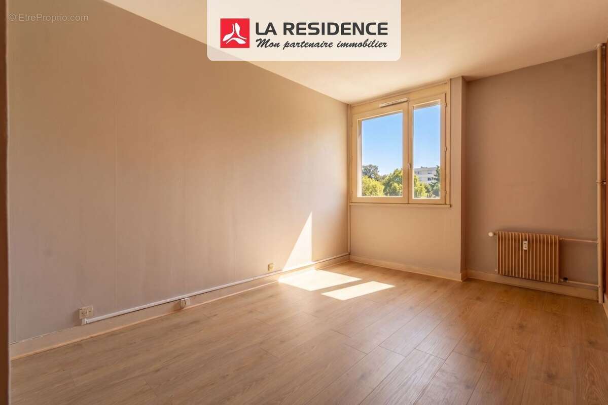 Appartement 65 m² à Taverny  - photo 4