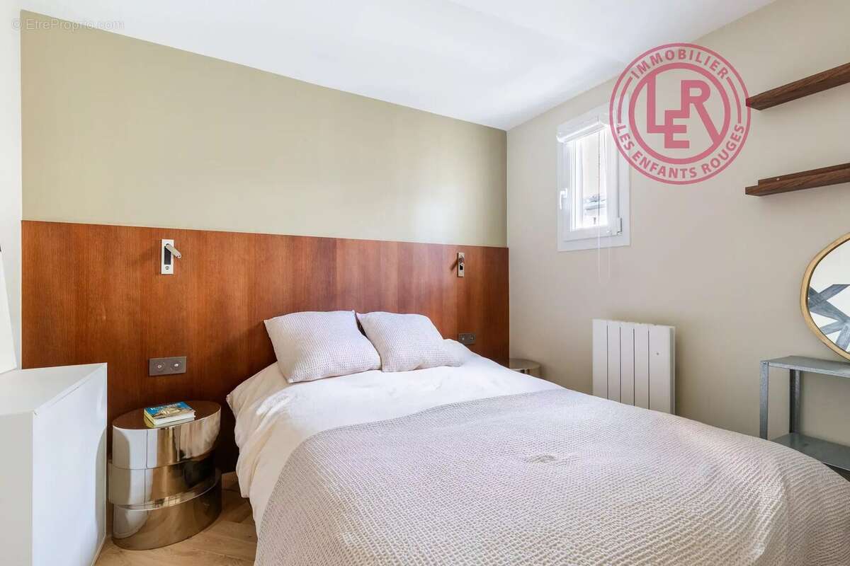 Appartement à PARIS-10E