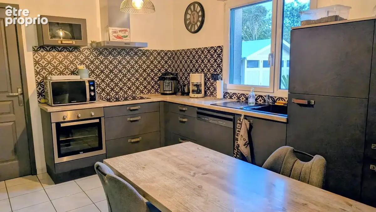 Maison 6 pièces 156 m² à vendre à Saint-Jean-De-Linieres (49070) - photo 4