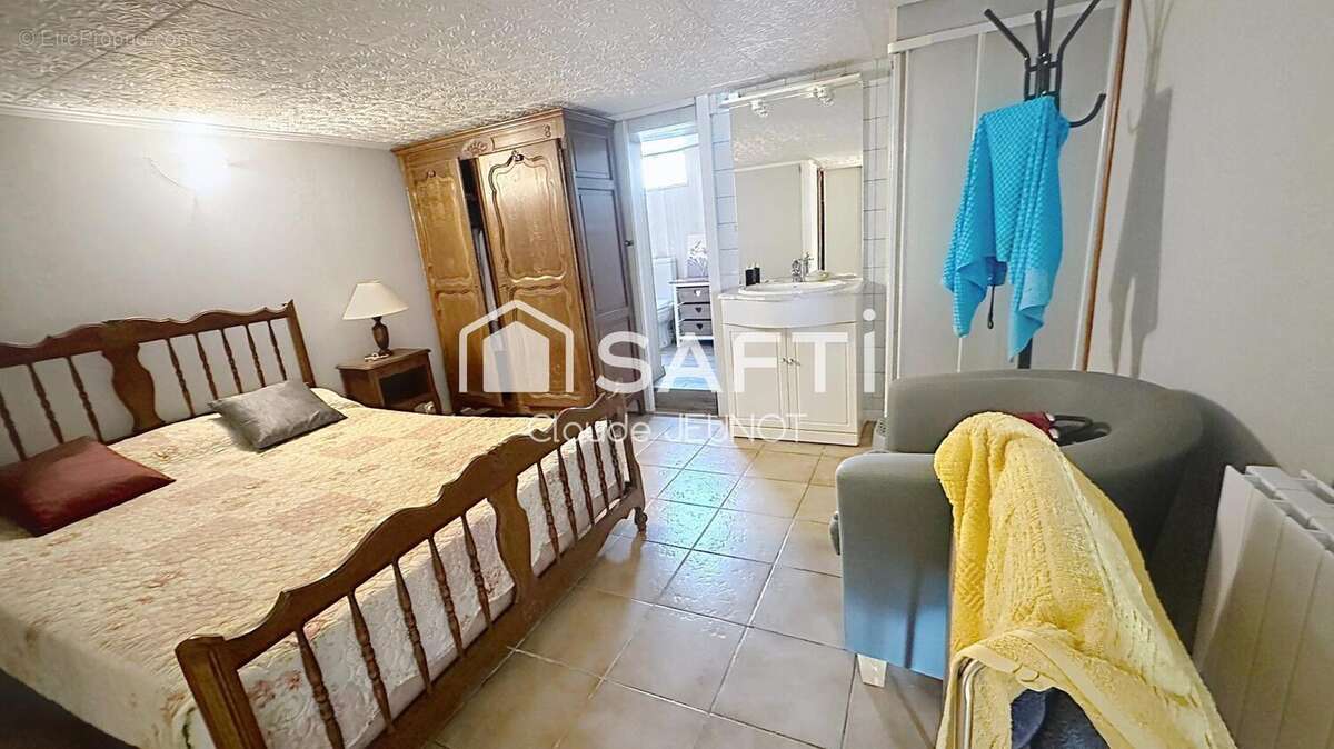 Photo 9 - Commerce à AMBARES-ET-LAGRAVE