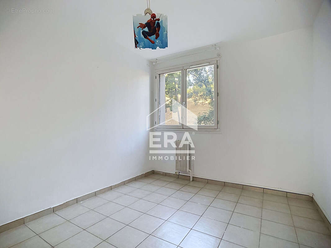Appartement à MARSEILLE-9E