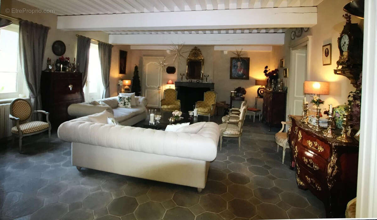 Maison à SAINT-LAURE