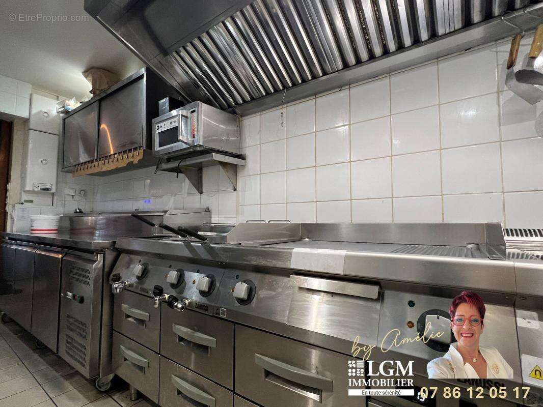 Commerce à MONTMIRAIL